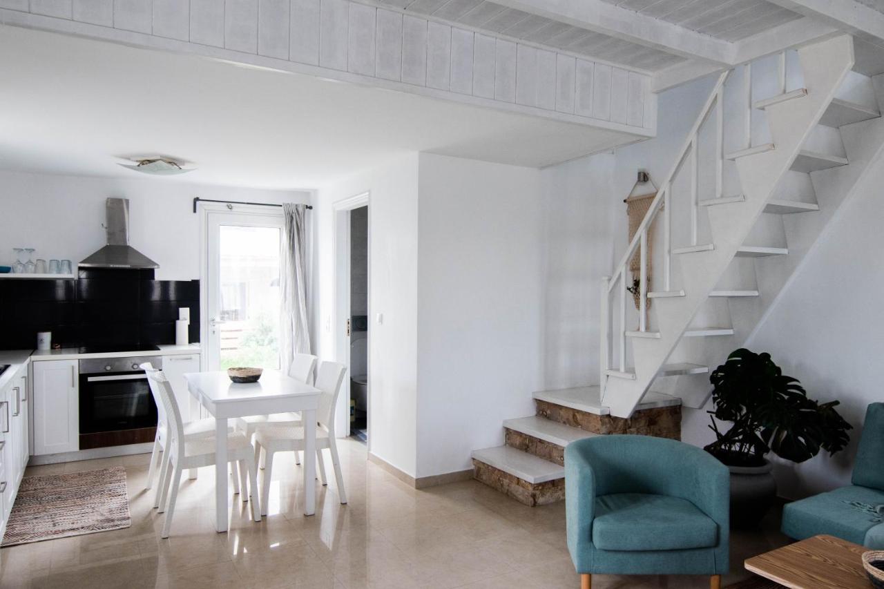 White Wave Villa, 3Min Walk From Beach Kamári Dış mekan fotoğraf